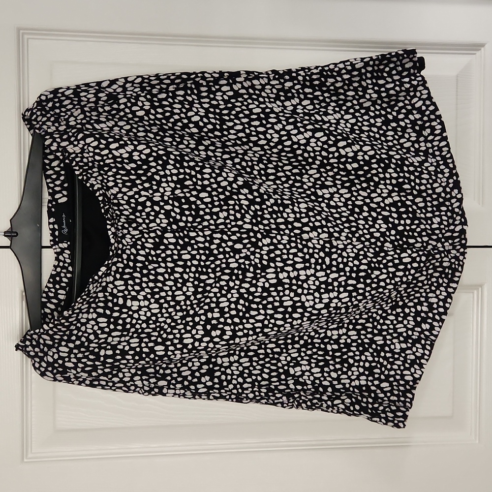 Reitmans Black and Cream Patterned Skirt